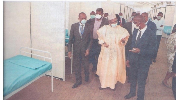 Le Ministre de la santé publique visite les centres spécialisés de prise en charge du Covid-19 à Yaoundé